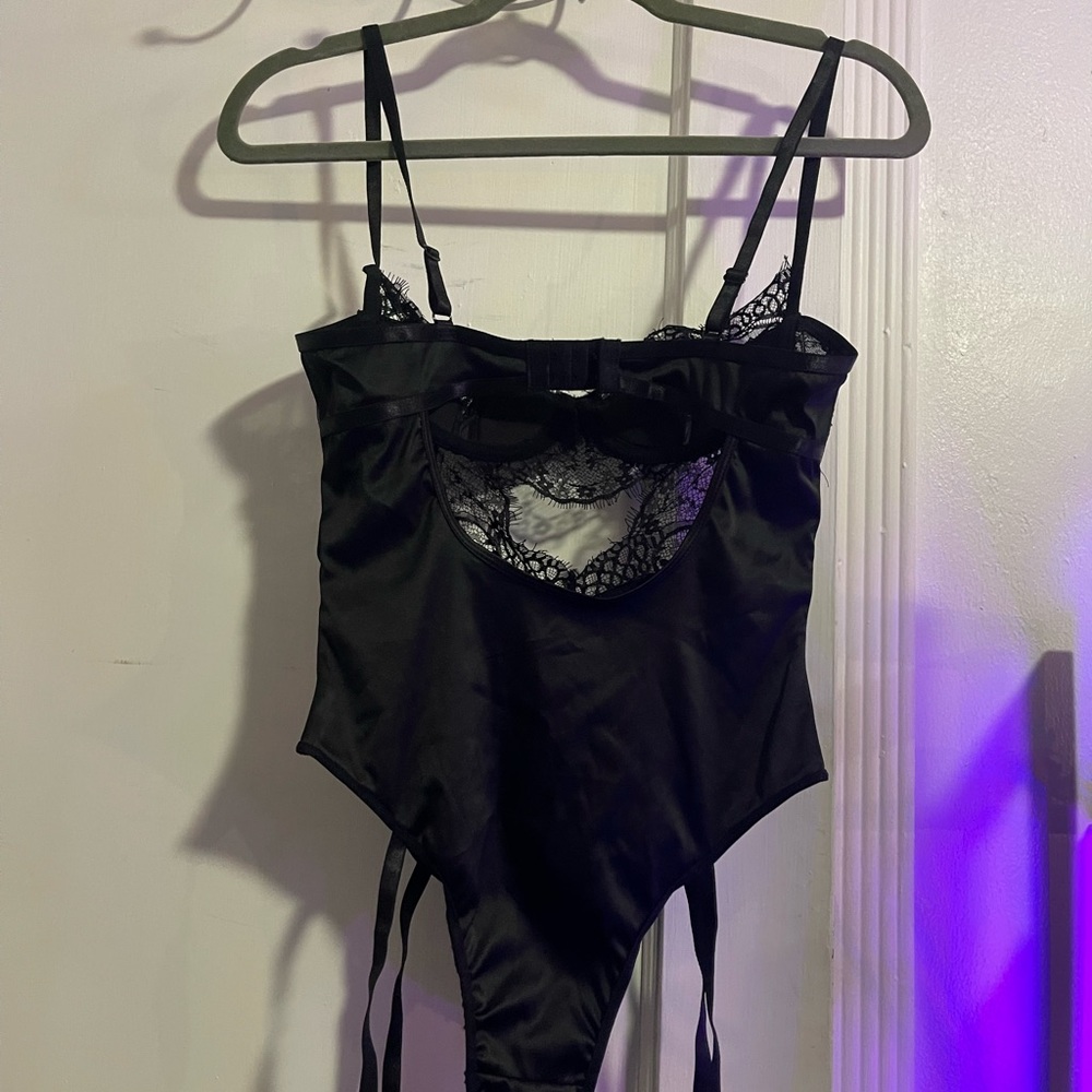 Black Lace Unitard - Picture 2 of 2